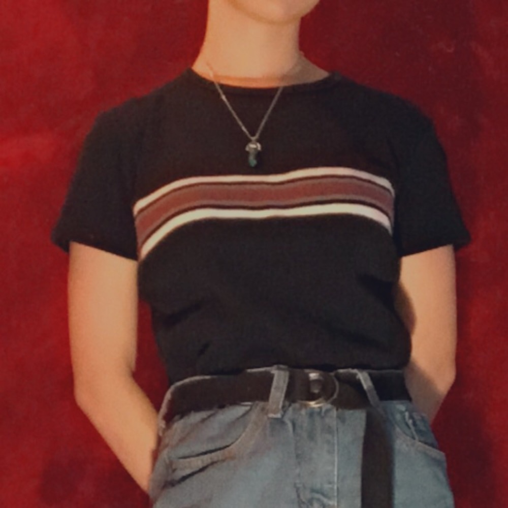 Black striped tee